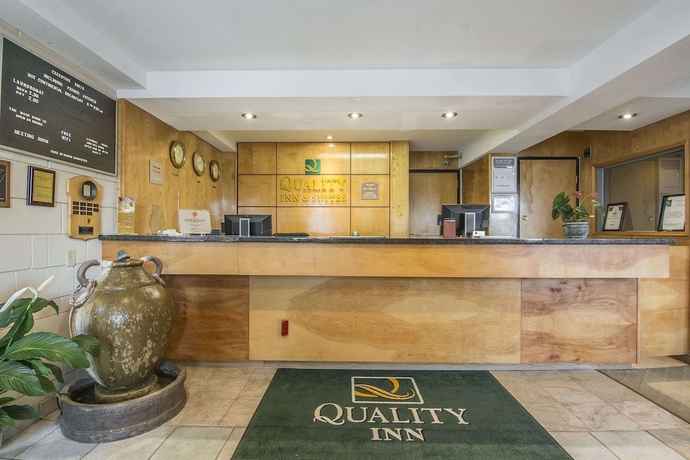Imagen de los interiores del Hotel Quality Inn Quesnel. Foto 19