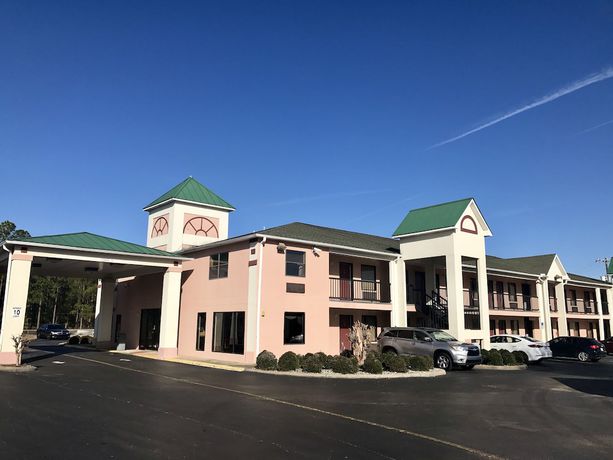 Imagen general del Hotel Quality Inn Quincy - Tallahassee West. Foto 8