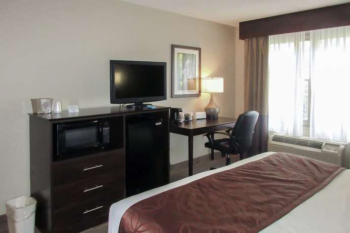 Imagen de la habitación del Hotel Quality Inn Radford-West Blacksburg I-81. Foto 5
