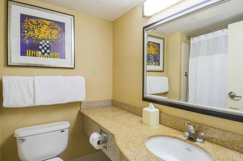 Imagen de la habitación del Hotel Quality Inn Revere. Foto 16