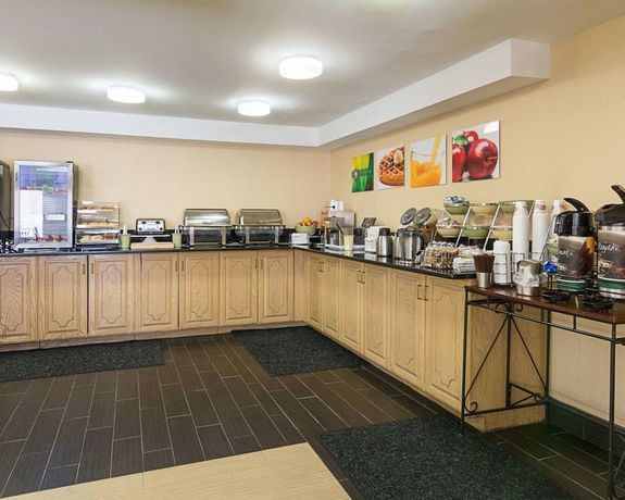 Imagen de los interiores del Hotel Quality Inn Richmond Airport. Foto 16