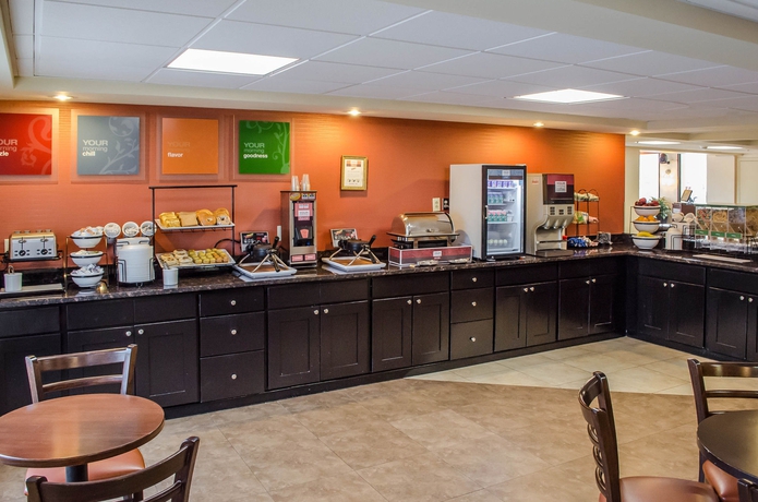 Imagen del bar/restaurante del Hotel Quality Inn Riverfront. Foto 6