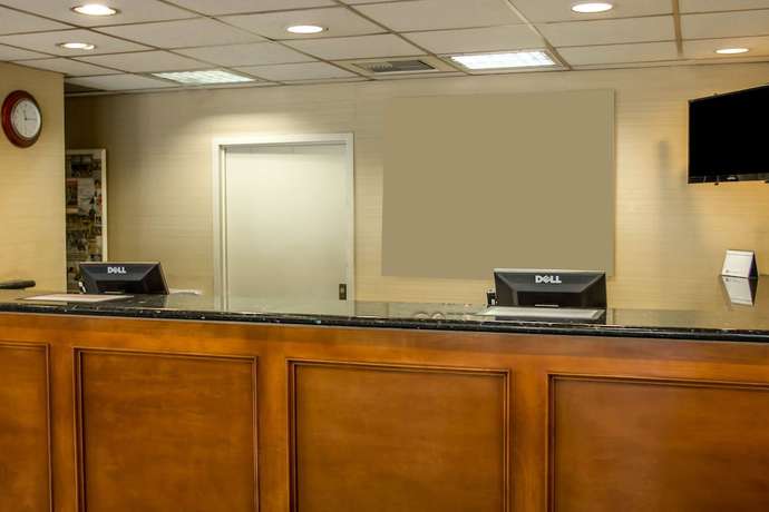 Imagen de los interiores del Hotel Quality Inn Riverside near UCR and Downtown. Foto 18