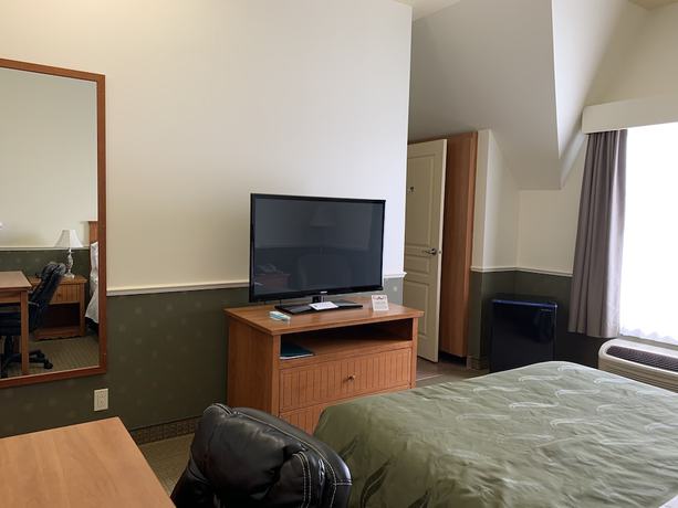Imagen de la habitación del Hotel Quality Inn Riviere-du-loup. Foto 2