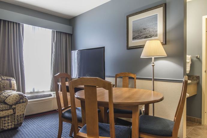 Imagen de la habitación del Hotel Quality Inn Riviere-du-loup. Foto 7