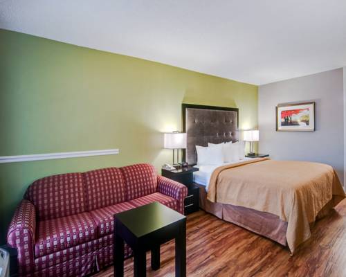 Imagen de la habitación del Hotel Quality Inn Roanoke Airport. Foto 9