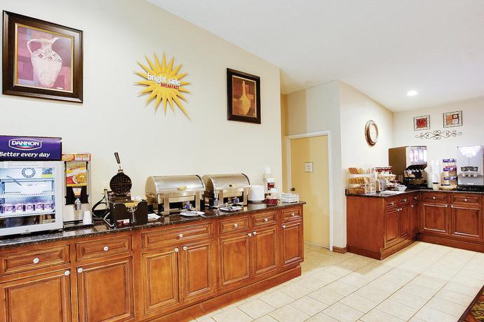 Imagen general del Hotel Quality Inn Rochester West. Foto 6