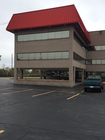 Imagen general del Hotel Quality Inn Roseville-Detroit North. Foto 4