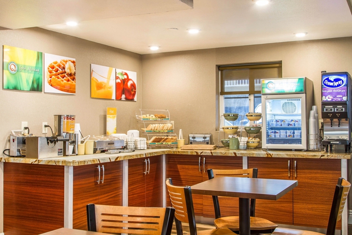 Imagen del bar/restaurante del Hotel Quality Inn Sacramento Convention Center. Foto 4