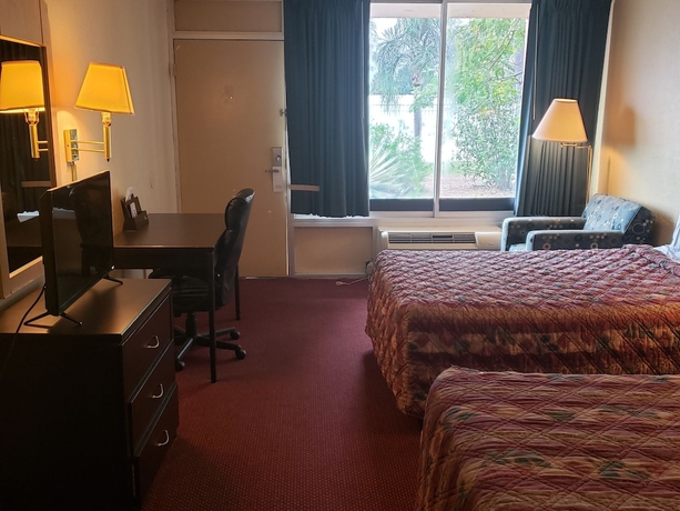 Imagen de la habitación del Hotel Quality Inn Saint Petersburg North-tampa Bay. Foto 8