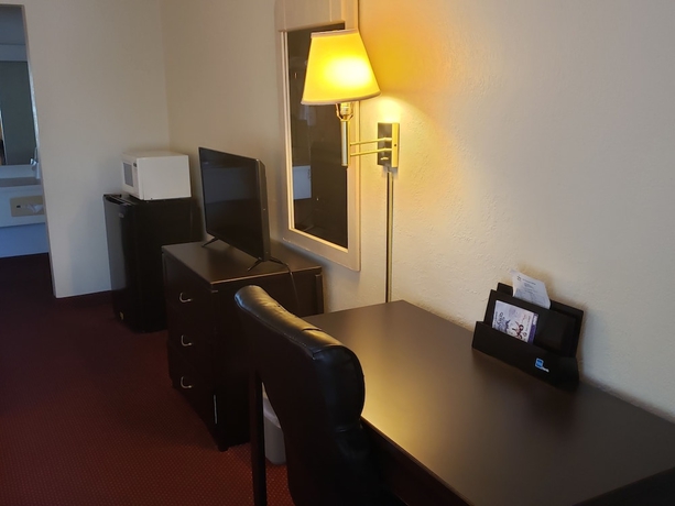 Imagen de la habitación del Hotel Quality Inn Saint Petersburg North-tampa Bay. Foto 9