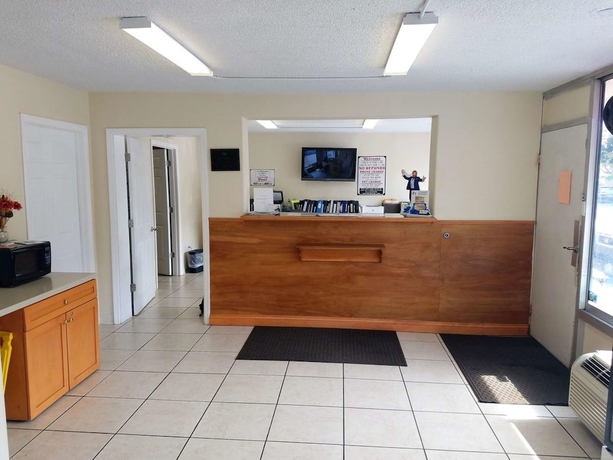 Imagen de los interiores del Hotel Quality Inn Saint Petersburg North-tampa Bay. Foto 19
