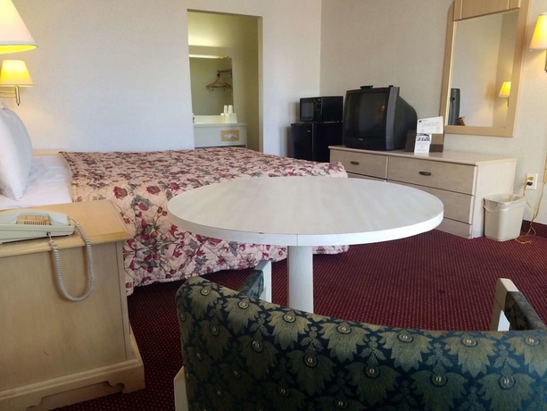 Imagen de la habitación del Hotel Quality Inn Saint Petersburg North-tampa Bay. Foto 12