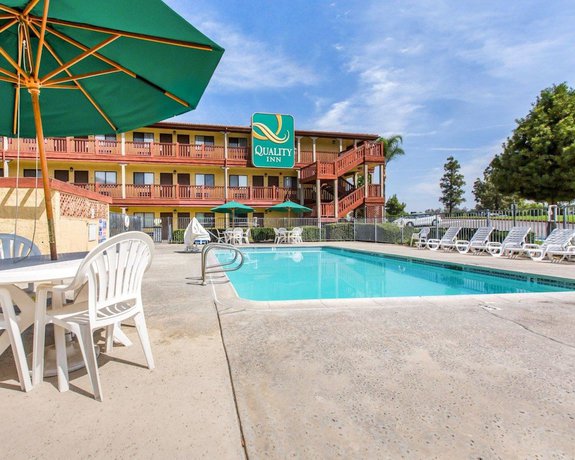 Imagen de la piscina del Hotel Quality Inn, San Bernardino. Foto 19