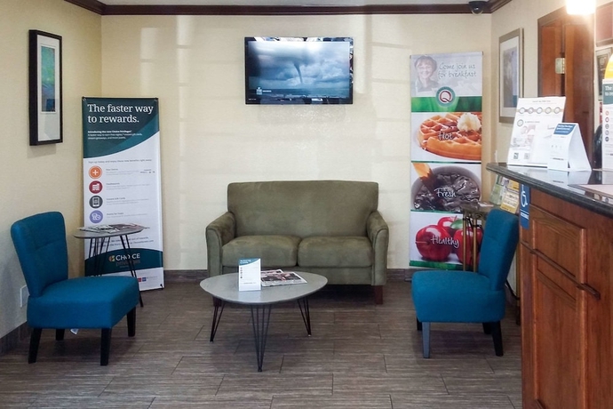 Imagen de los interiores del Hotel Quality Inn San Diego I-5 Naval Base. Foto 16