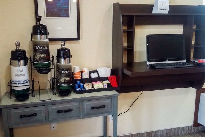 Imagen de los interiores del Hotel Quality Inn San Diego I-5 Naval Base. Foto 17