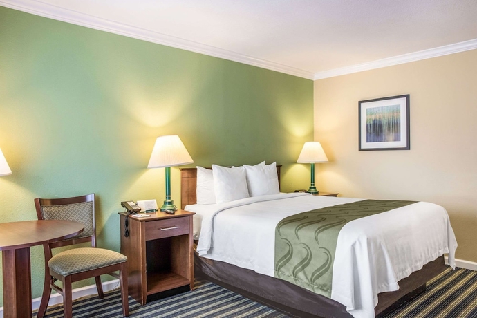 Imagen de la habitación del Hotel Quality Inn Santa Barbara. Foto 5