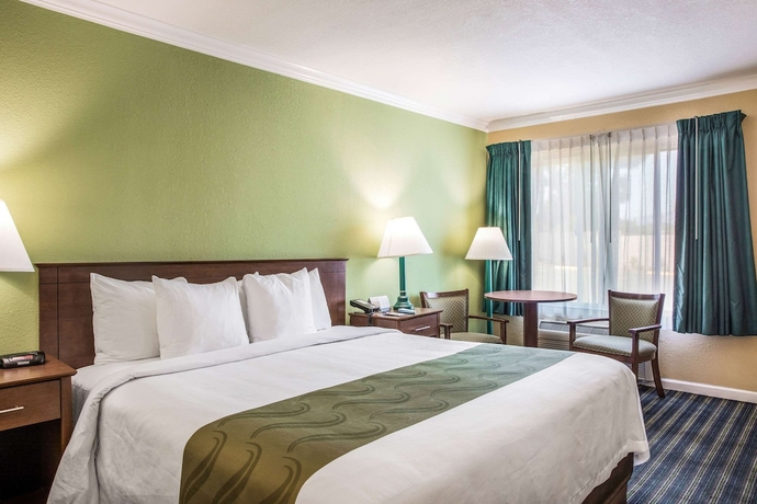 Imagen de la habitación del Hotel Quality Inn Santa Barbara. Foto 9