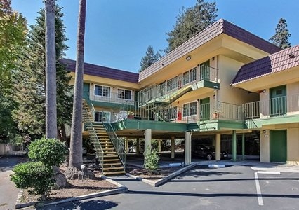 Imagen general del Hotel Quality Inn Santa Cruz. Foto 1