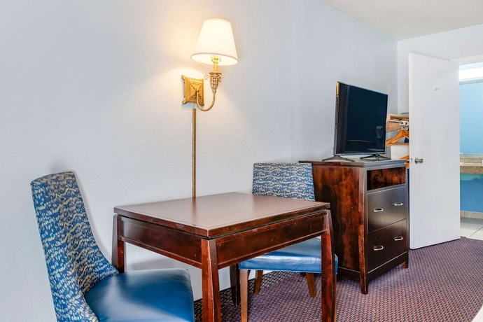 Imagen de la habitación del Hotel Quality Inn Sarasota North Near Lido Key Beach. Foto 3