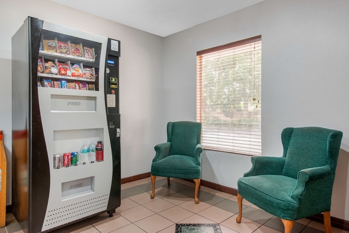 Imagen de los interiores del Hotel Quality Inn Sarasota North Near Lido Key Beach. Foto 17