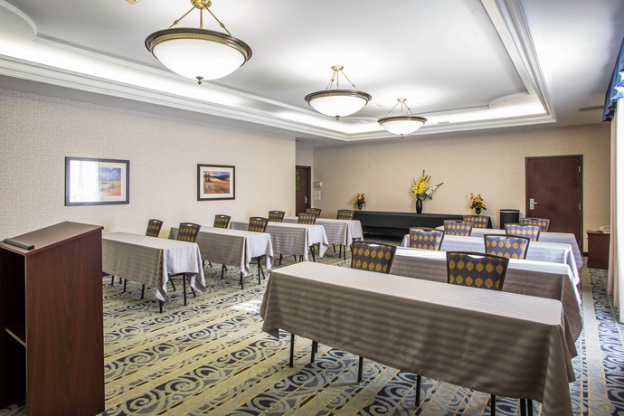 Imagen de los interiores del Hotel Quality Inn Schaumburg - Chicago Near The Mall. Foto 13