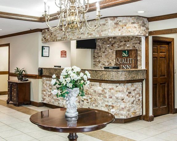 Imagen de los interiores del Hotel Quality Inn, Southfield. Foto 18