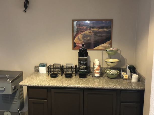 Imagen del bar/restaurante del Hotel Quality Inn Spanish Fork North. Foto 6