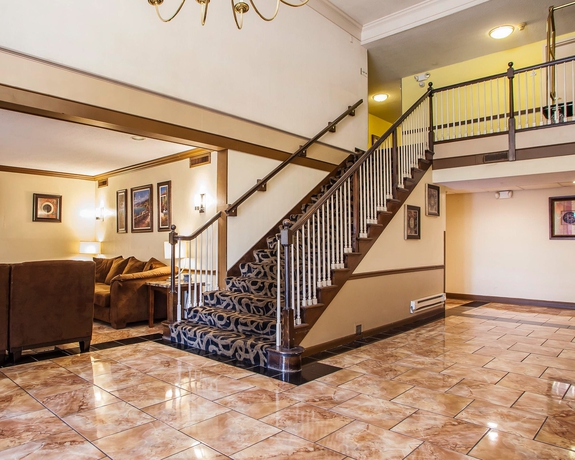 Imagen de los interiores del Hotel Quality Inn St. Louis Airport. Foto 15