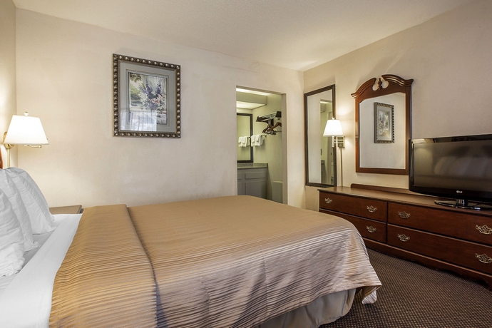 Imagen de la habitación del Hotel Quality Inn Suwanee I-85. Foto 6