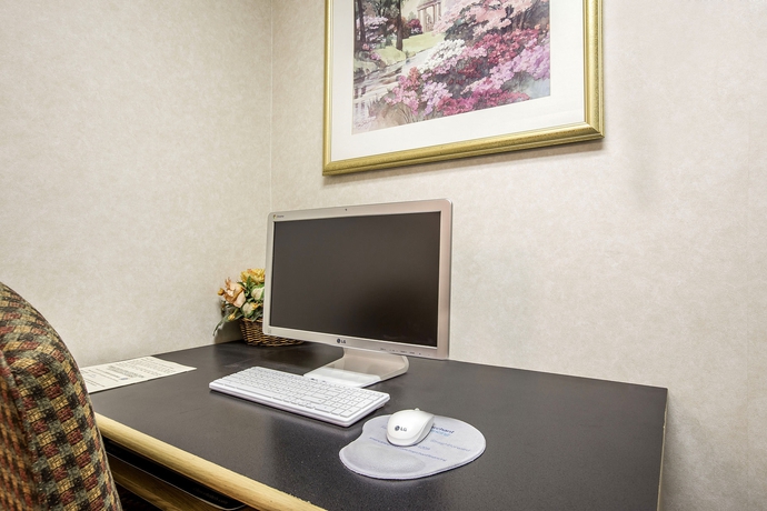 Imagen de los interiores del Hotel Quality Inn Suwanee I-85. Foto 12
