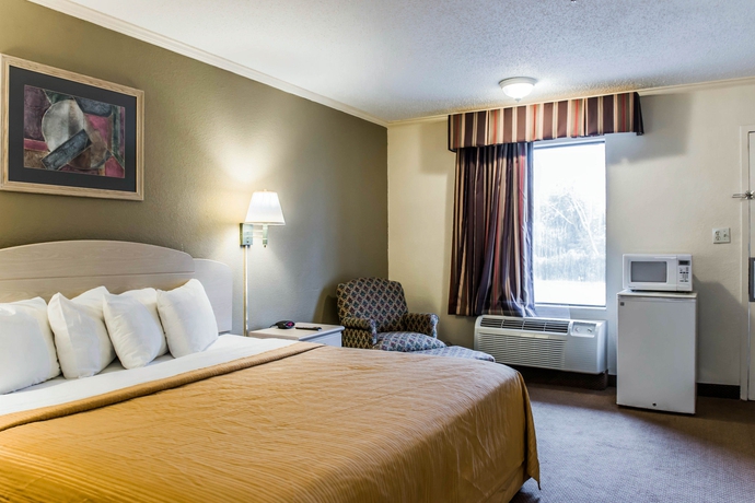 Imagen de la habitación del Hotel Quality Inn Tallahassee Near University. Foto 10