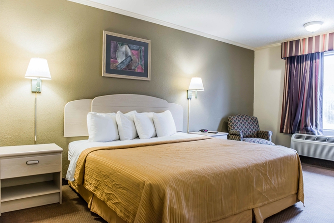 Imagen de la habitación del Hotel Quality Inn Tallahassee Near University. Foto 11