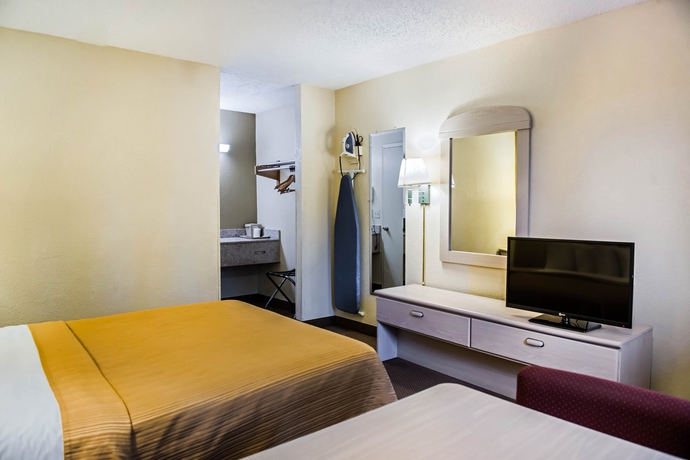 Imagen de la habitación del Hotel Quality Inn Tallahassee Near University. Foto 14