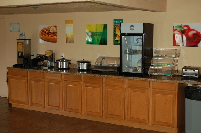 Imagen del bar/restaurante del Hotel Quality Inn Taos. Foto 4