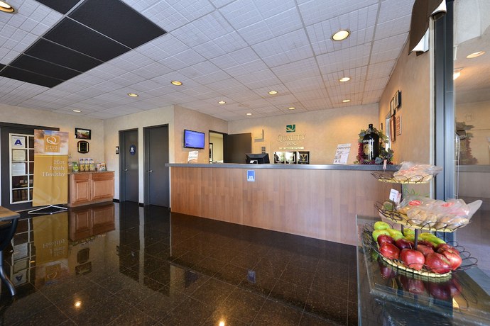 Imagen de los interiores del Hotel Quality Inn Temecula Valley Wine Country. Foto 14