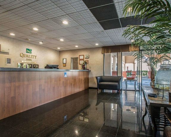 Imagen de los interiores del Hotel Quality Inn Temecula Valley Wine Country. Foto 15