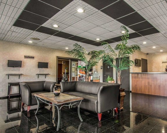 Imagen de los interiores del Hotel Quality Inn Temecula Valley Wine Country. Foto 20