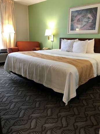Imagen de la habitación del Hotel Quality Inn Toledo Airport. Foto 3
