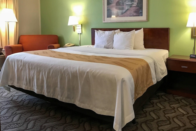 Imagen de la habitación del Hotel Quality Inn Toledo Airport. Foto 4