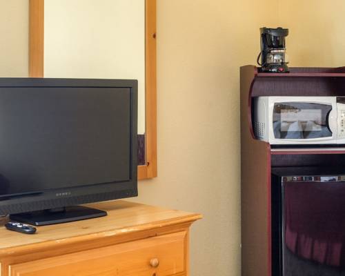 Imagen de la habitación del Hotel Quality Inn Topeka. Foto 4