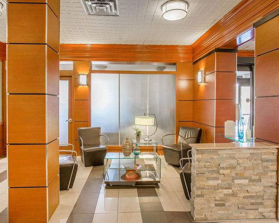 Imagen de los interiores del Hotel Quality Inn Toronto Airport. Foto 10