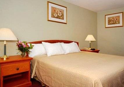 Imagen de la habitación del Hotel Quality Inn Tracy I-205. Foto 11