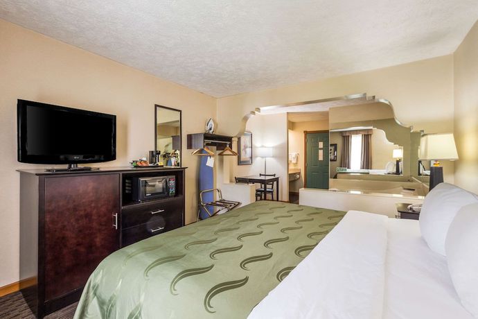 Imagen de la habitación del Hotel Quality Inn, Traverse City. Foto 8
