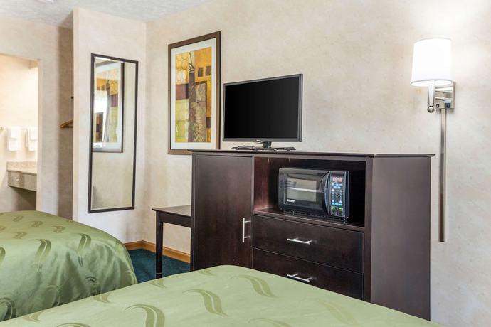 Imagen de la habitación del Hotel Quality Inn, Traverse City. Foto 11