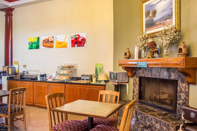 Imagen del bar/restaurante del Hotel Quality Inn Tucson Airport - East Valencia. Foto 4