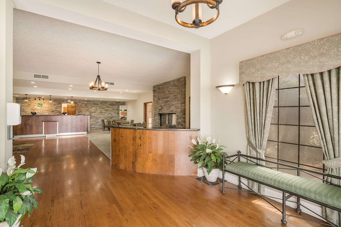 Imagen de los interiores del Hotel Quality Inn Tulsa Central. Foto 13