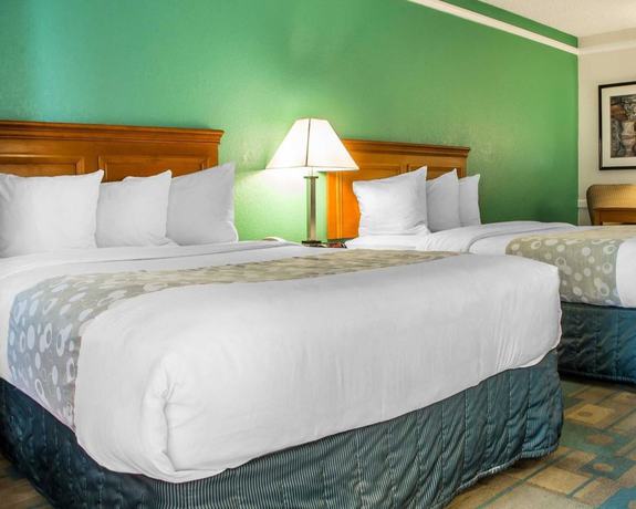 Imagen de la habitación del Hotel Quality Inn Tulsa Central. Foto 8