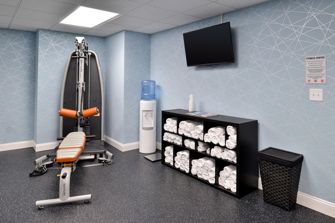 Imagen de los interiores del Hotel Quality Inn University Center. Foto 13