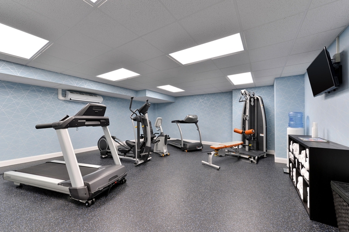 Imagen de los interiores del Hotel Quality Inn University Center. Foto 15